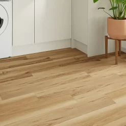 GoodHome Lame PVC adhésive Ragga bois naturel rustique 15,2 x 91,4 cm