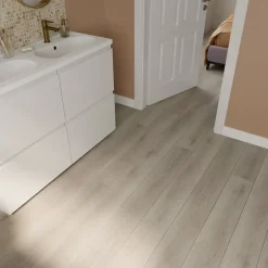 Lame PVC clipsable Mambo plus 18x122 cm décor bois gris brun avec sous-couche intégrée (vendue au carton)-GoodHome