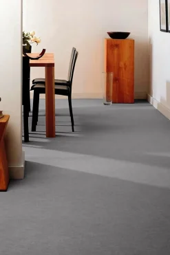 Moquette résine anthracite Malta 4 m (vendue au m²)- Outlet