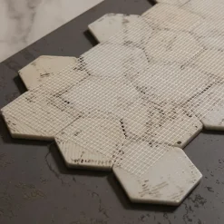 Mosaïque de verre pressé antidérapant R11 sur maille pour salle de bain ou cuisine 41 cm x 26 cm - Hexa dark mat (0,09m²)-Ilcom Hot