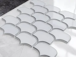 Ilcom Mosaïque en céramique sur filet pour salle de bain ou cuisine 30.0 cm x 26.5 cm - White plum