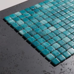 Mosaïque en verre pressé sur maille pour piscine 32.5cm x 51.5cm - Bahamas Pool (0,167m²)-Ilcom Outlet