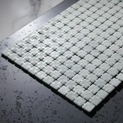 Mosaïque en verre pressé sur maille pour piscine 32.5cm x 51.5cm - Veneto Ocean Blue (0,167m²)-Ilcom New