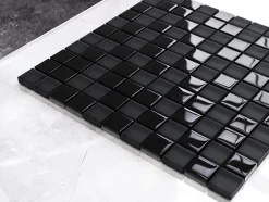 Mosaïque en verre sur filet pour salle de bain ou cuisine 30 cm x 30 cm - Black obsidian-Ilcom Outlet