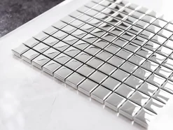 Mosaïque en verre sur filet pour salle de bain ou cuisine 30 cm x 30 cm - Pure silver-Ilcom Sale