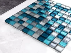 Mosaïque en verre sur filet pour salle de bain ou cuisine 30 cm x 30 cm - Deep lake-Ilcom