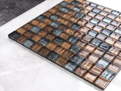 Ilcom Mosaïque en verre sur filet pour salle de bain ou cuisine 30 cm x 30 cm - Wild stripes