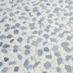 Mosaïque sol et mur en pierre galets blancs et gris L.31 x l.31,5 cm x ép.8 mm, Malaca