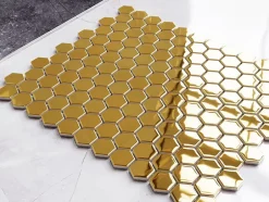 Mosaïque sur résille pour salle de bain et cuisine en céramique 26.0 cm x 30.0 cm - Gold hive-Ilcom Online