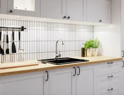 Mosaïque sur résille pour salle de bain et cuisine en céramique 29.6 cm x 30 cm - Matt white piano-Ilcom Discount