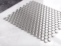 Mosaïque sur résille pour salle de bain et cuisine en céramique 31.7 cm x 29.3 cm - Silver dots-Ilcom Clearance