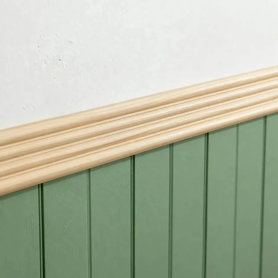 Moulure décorative pin 4,5 x 35 mm L.2,4 m