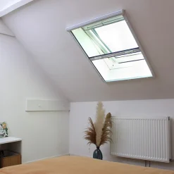 Moustiquaire enroulable alu blanc pour fenêtre de toit L 140 cm x H 150 cm-Volet-Moustiquaire Clearance