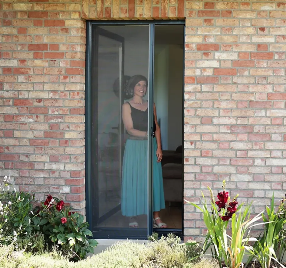 Avosdim Moustiquaire porte LUXE - L140 x H230cm - Marron