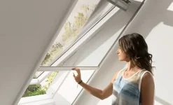 Velux Moustiquaire pour fenêtre de toit gris anthracite ZIL SK06 H.118 x l.114 cm