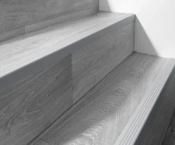 Quest Nez de marche PVC 40x25mm, , profilé d'escalier ND, auto-adhésif, antidérapant, d'escalier-protection, gris, 1.1m