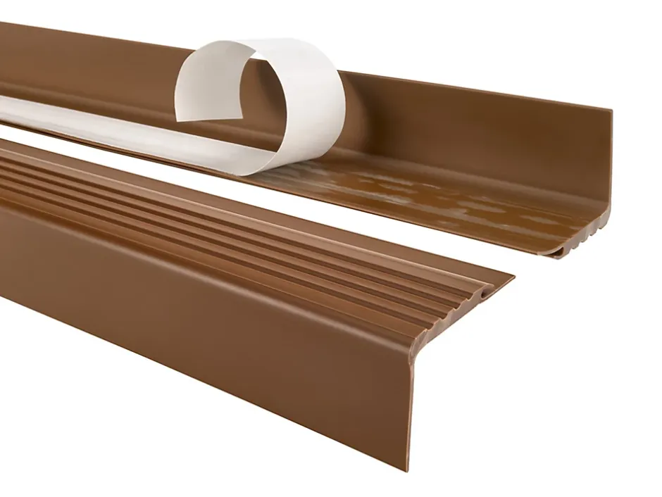 Nez de marche PVC 48x42mm, , profilé d'escalier PMW, auto-adhésif, antidérapant, d'escalier-protection, marron, 1m-Quest Clearance