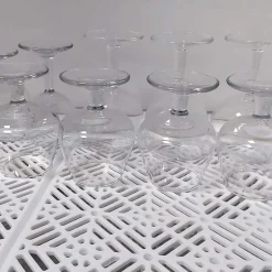 Pack 200 dalles auto-ventilées 30x30x1,5cm (18m² - Blanc). Hôtellerie, chambres froides, garde-manger, bar, zones humides-Antihumedades Outlet