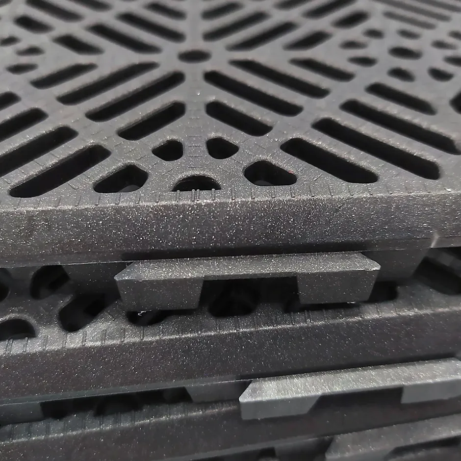 Pack 12 dalles auto-ventilées 30x30x1,5cm (1m² - Gris Forge). Hôtellerie, chambres froides, garde-manger, bar, zones humides-Antihumedades