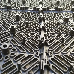 Antihumedades Pack 100 dalles auto-ventilées 30x30x1,5cm (9m² - Gris Forge). Hôtellerie, chambres froides, garde-manger, bar, zones humides