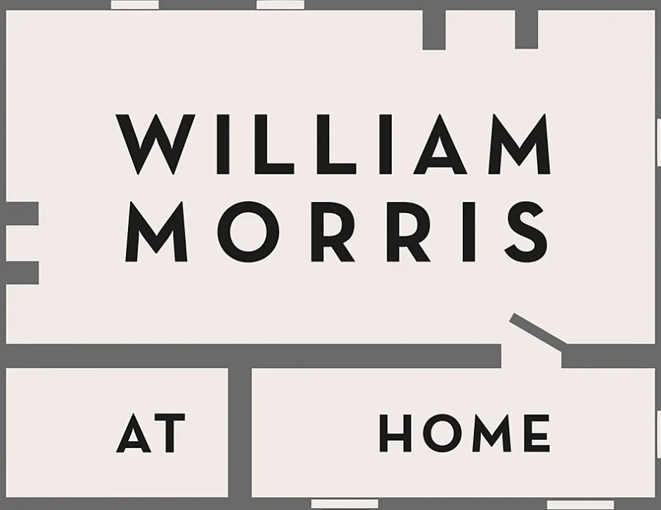 William Morris Papier peint intissé Strawberry thief imprimé fleurs, oiseaux effet métalisé vert sauge L.1000 x l.52cm