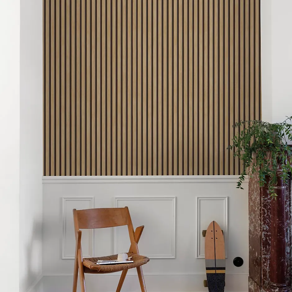 Grandeco Papier peint vinyle expansé sur intissé effet lattes de bois foncé L.1005 x l.53cm