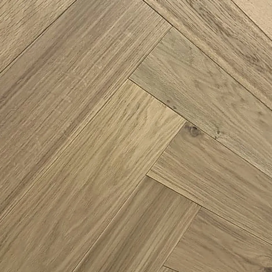 Parquet Bâton Rompu Chêne contrecollé verni brossé Rustique Invisible Cambridge 125x15X600mm - 4mm de couche d'usure-Premibel Parquet Best