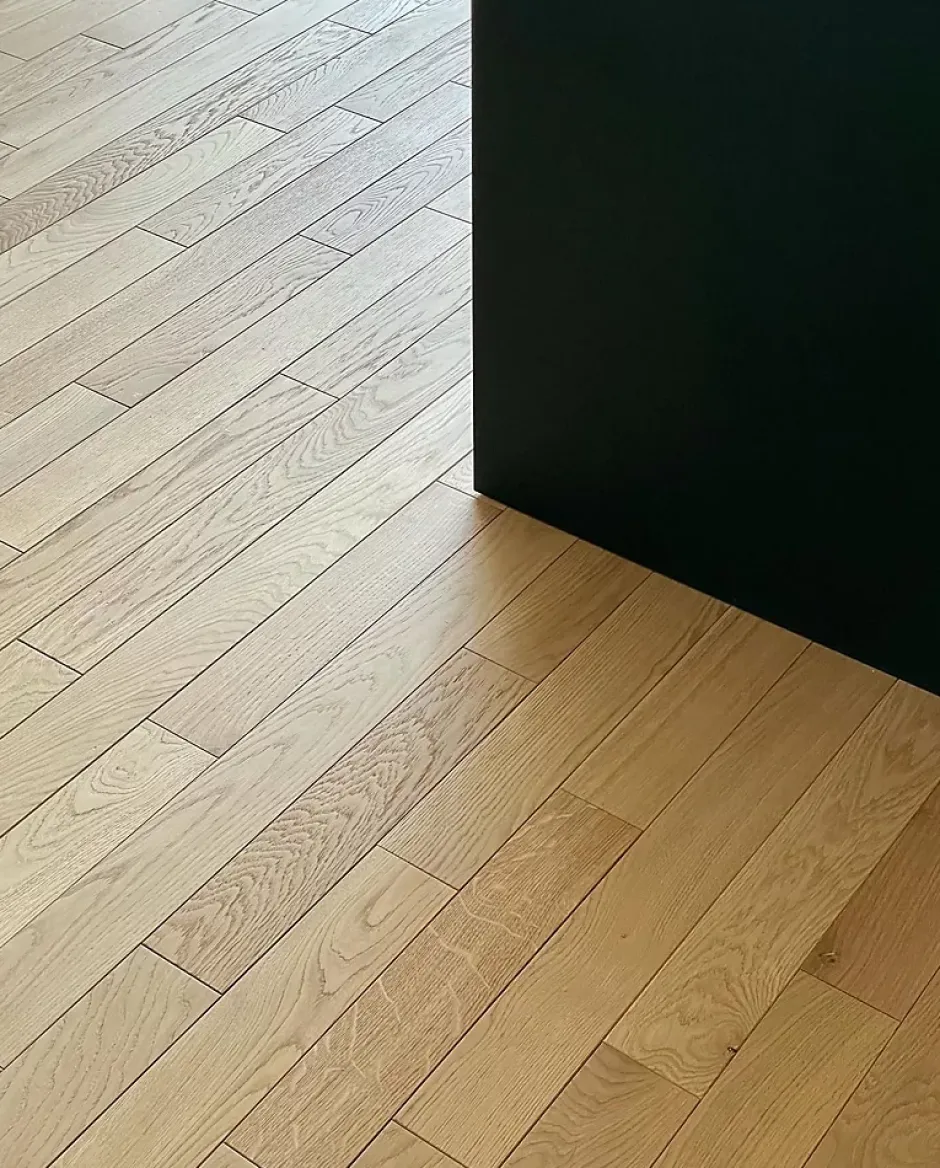 Masterbrico Parquet chêne massif brut Ep. 16mm, l.90mm, long.400 à 1000mm sans noeuds et sans aubiers - Qualité premium