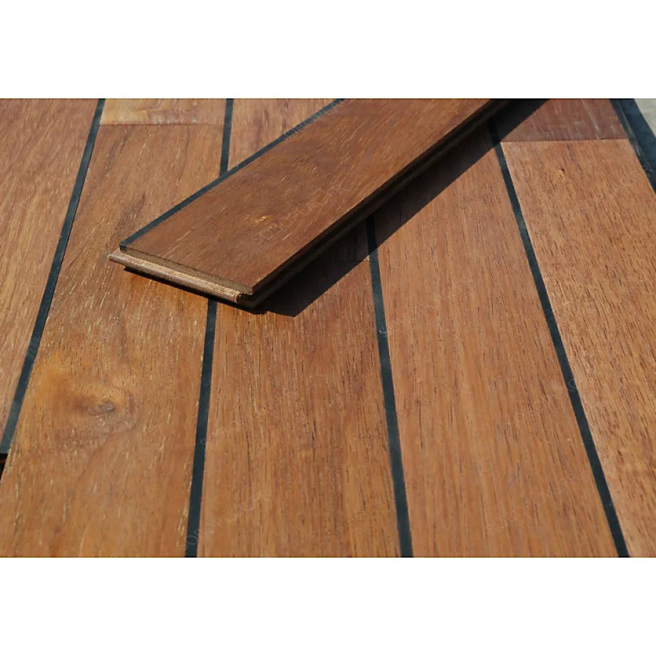 Parquet pont de bateau avec joint de PU intégré en Merbau GABRIELLE-Aelle Carrelage Online