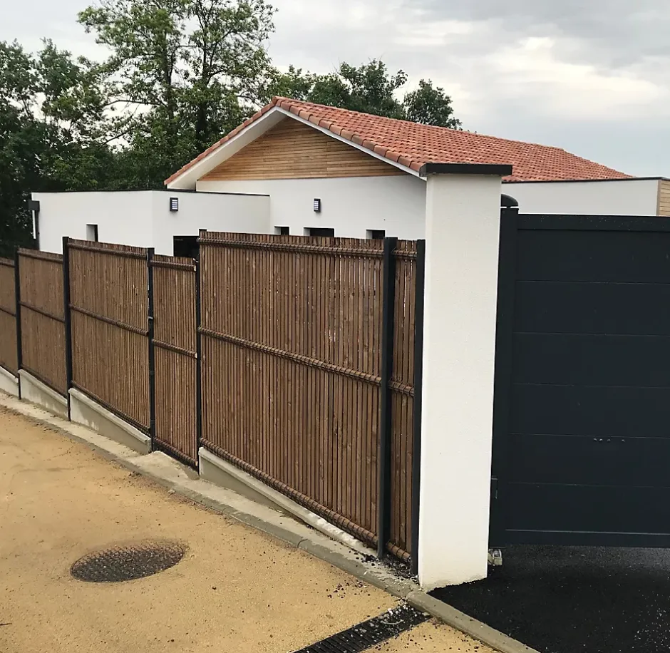 Planche Rabotée Sapin Traité marron, L.240 x l.19,4 cm x Ep.27,5 mm-Wood&Sens Discount