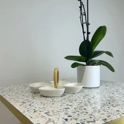 Restootab Plateau 110x70 decor terrazzo spectra chants laiton -