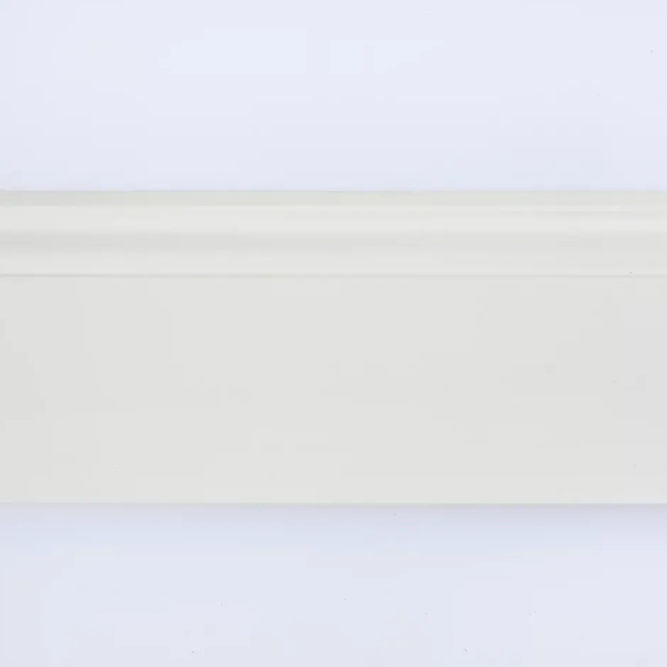 Plinthe Bois de Pin Merkusii - Enduite Gesso Blanc - 12x120x2200mm-Woodbord Best