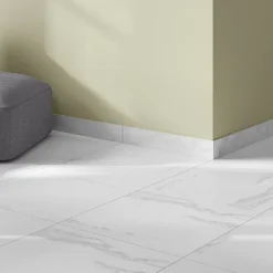 GoodHome Plinthe carrelage intérieur effet marbre blanc L.60 x l.8 cm x ép.9 mm, Ultimate Marble