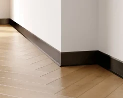 Plinthe décorative pour mur F Noir satiné - 80mm x 2700mm x 0,65 ep.-Ilcom Hot