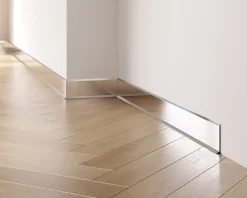 Plinthe décorative pour mur F Argent poli - 100mm x 2700mm x 0,65 ep.-Ilcom New