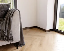 Plinthe décorative pour mur F Noir poli - 60mm x 2700mm x 0,65 ep.-Ilcom Online