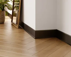 Plinthe décorative pour mur F Noir mat - 100mm x 2700mm x 0,65 ep.-Ilcom Clearance