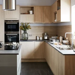 Plinthe de cuisine Chia chêne clair H. 15 cm x l. 2.4 m x Ep. 16 mm-GoodHome Discount