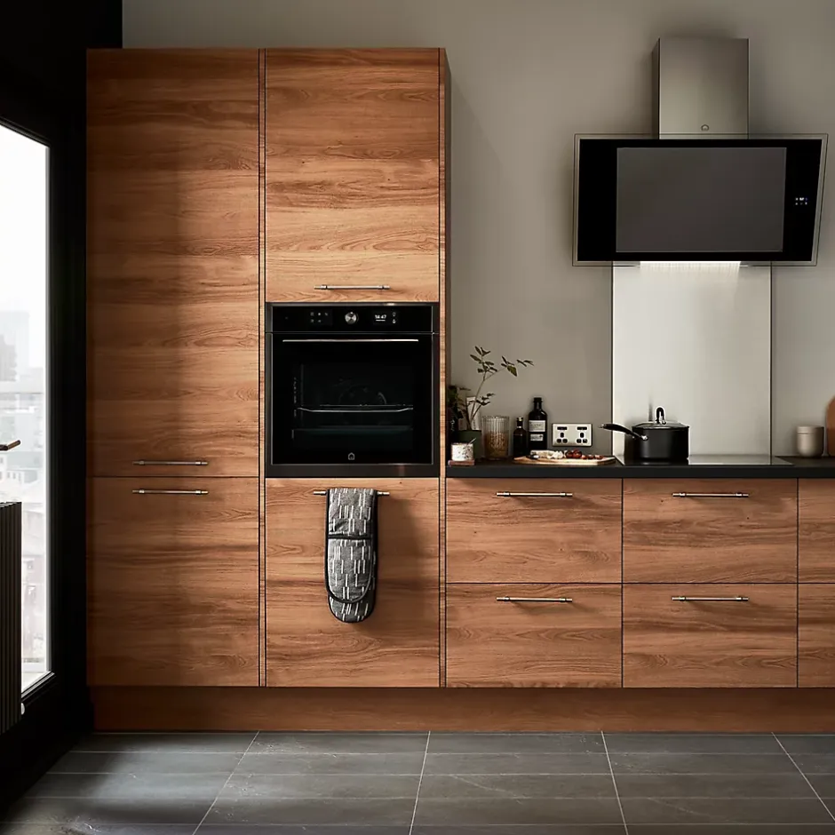 Plinthe de cuisine Chia chêne fumé H. 15 cm x l. 2.4 m x Ep. 16 mm-GoodHome Best