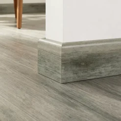 Plinthe en MDF, résistant à l'eau coloris gris 220 x 8 cm Décor 75 (vendue à la pièce)-GoodHome Outlet