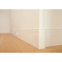 Plinthe haute SX156 qui adoucit la transition mur et sol-Orac Decor Best