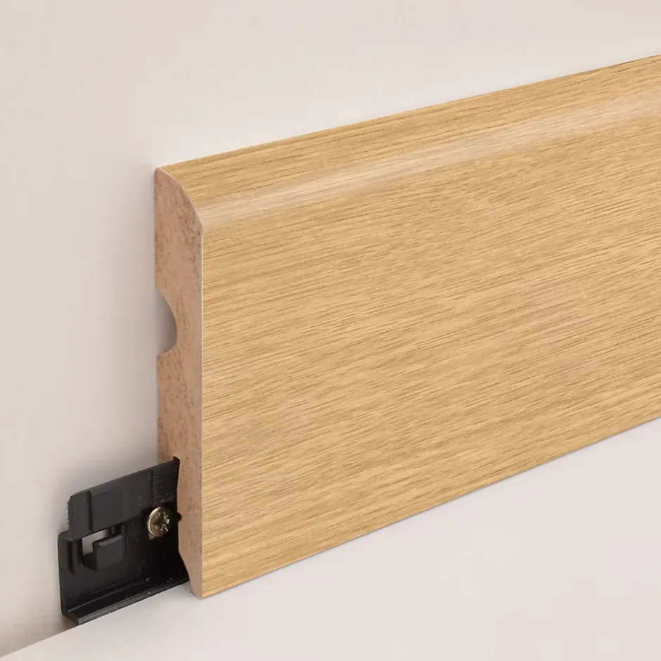 Plinthe MDF arrondie, effet chêne , décor 10, H.8 cm x L. 220 cm x ép.13 mm (vendue à la pièce)-GoodHome Clearance