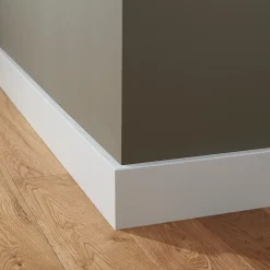 GoodHome Plinthe MDF Blanc contemporaine 220 x 10 cm Décor 10 (vendue à la pièce)