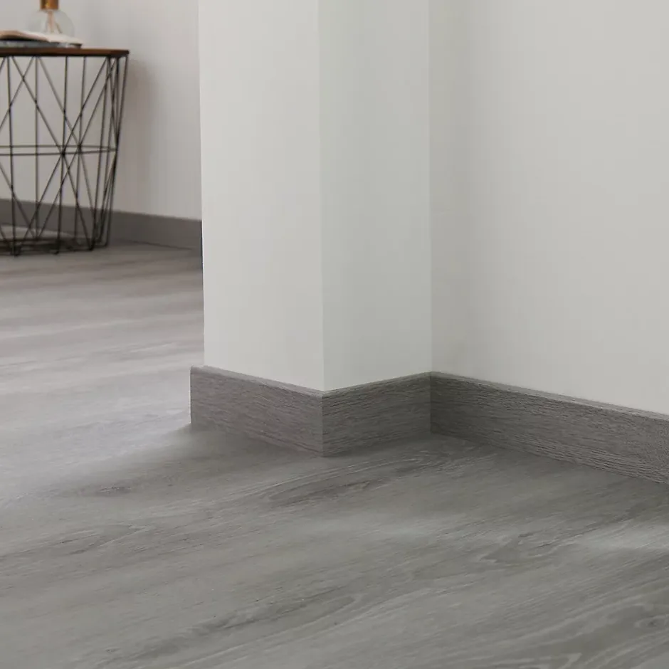 Plinthe Résine Gris 220 x 6 cm Décor 365-GoodHome Discount