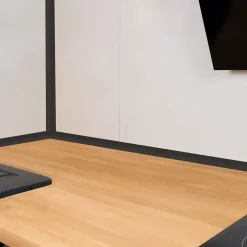 Quest Plinthe Souple Auto-Adhésive en PVC 25x15mm, 25m, Bande Élastique pour Finitions et Étanchéité des Jonctions, noir