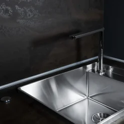 Plinthe Souple Auto-Adhésive en PVC 25x15mm, 10m, Bande Élastique pour Finitions et Étanchéité des Jonctions, argent-Quest Online