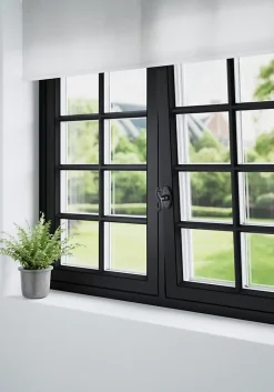 GoodHome Poignée de fenêtre Kilhog noir l.3,2 x H.7,9 x P.5 cm