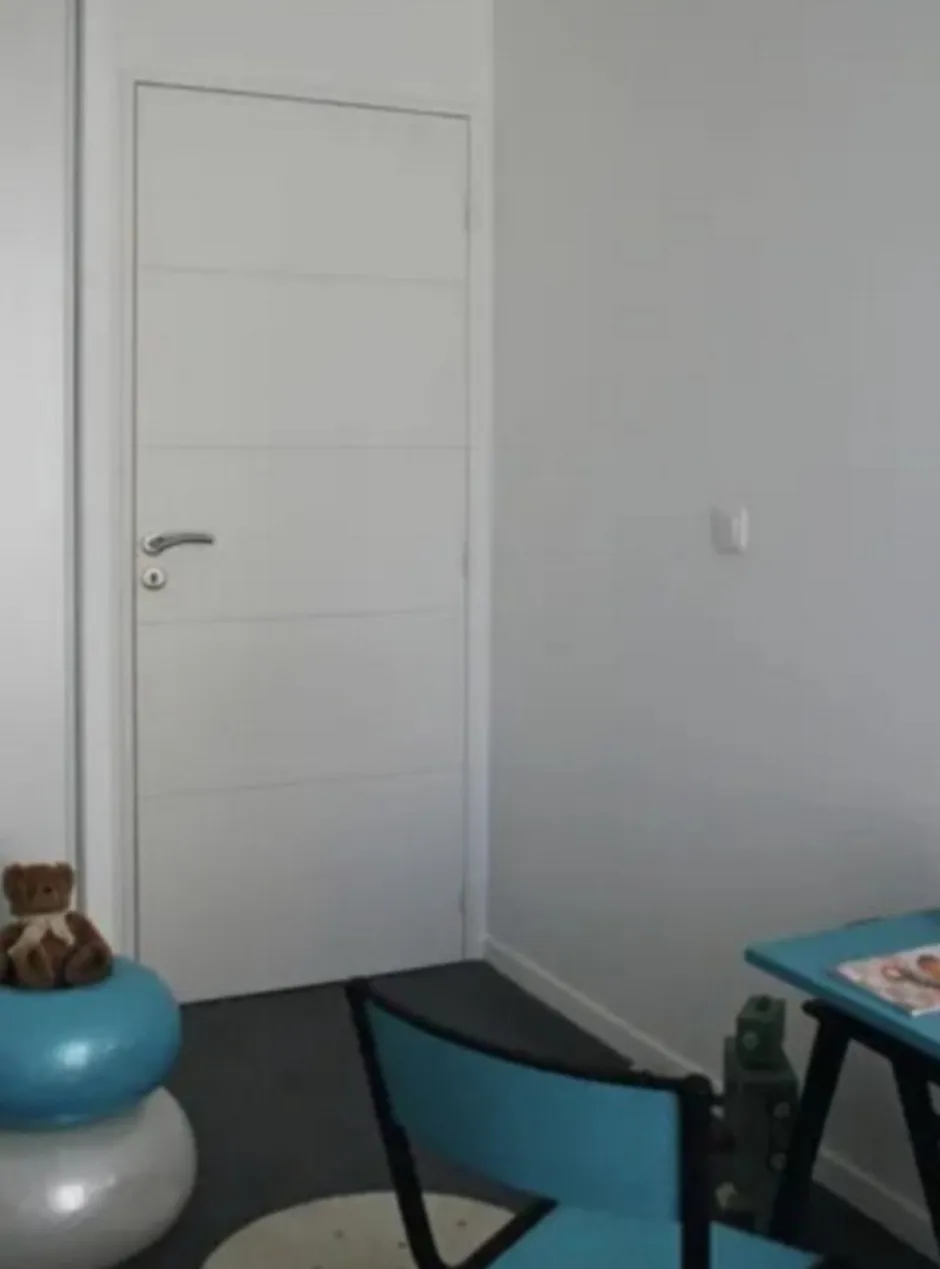 Porte coulissante Alvéolaire gravé prépeinte H.204 x l.93 cm