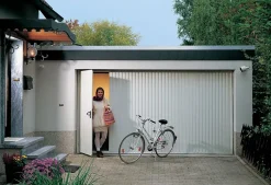 Porte de garage basculante avec portillon acier blanc trafic ral 9016 - l.237,5 x h.200 cm-Hormann Discount