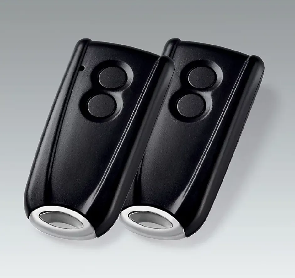 Hormann Porte de garage sectionnelle acier IsoMatic blanc pur RAL 9010 - l.237,5 x h.200 cm - motorisée